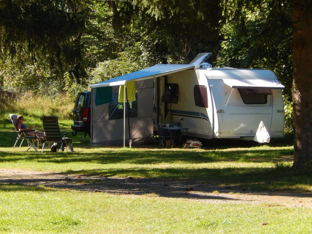 מלון Gerbach Camping Donnersberg מראה חיצוני תמונה